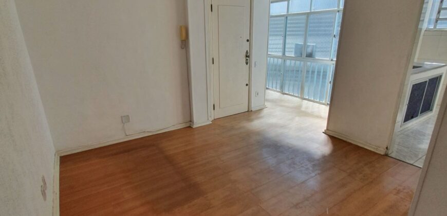 Bom apartamento no Village – Moneró 2 qrts