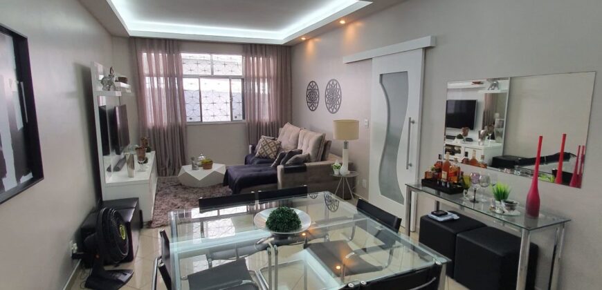 Excelente apartamento reformado na Ribeira